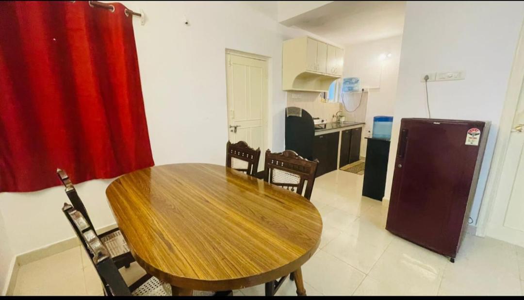 Goa Suites Holiday Home Калангуте Екстериор снимка